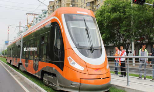 Glass fiber reinforced plastic outer cover for tram driver's cab